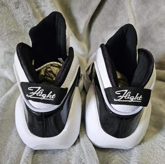 Nike Air Zoom Flight 95 "Black Patent" DV0820-100 Basketball Mens Size 10 - Picture 4 of 16